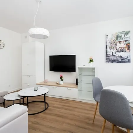 Househost Krowoderska 64 * 克拉科夫