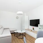 아파트 Househost Krowoderska 64 *